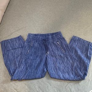 Athleta Cabo Linen wide leg pants - great for warm weather winter vacay